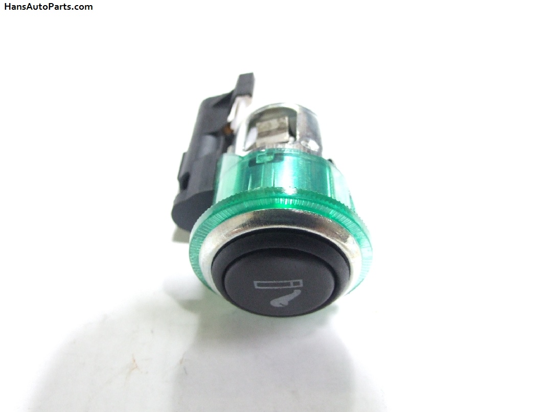 1J0919309 4 VW Power Outlet / Cigarette Lighter Beetle Eos Eurovan Golf Jetta Passat/CC Quantum