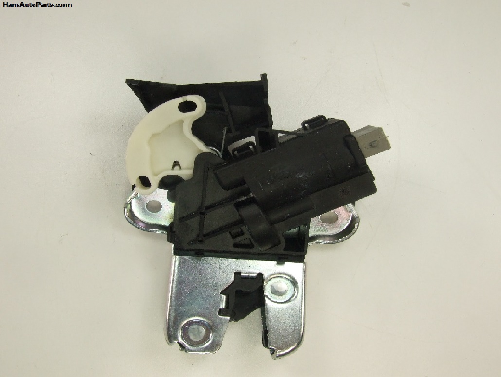 4F5827505D 69 OEM VW Audi Trunk Latch CC Eos Jetta Passat
