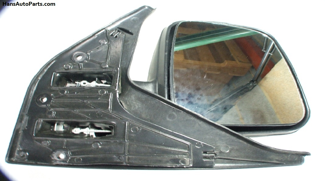 701857508H 26 VW Right Side Mirror Assembly Eurovan.