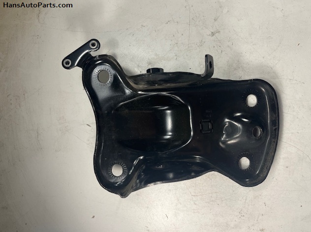 5Q0501545D Bracket 