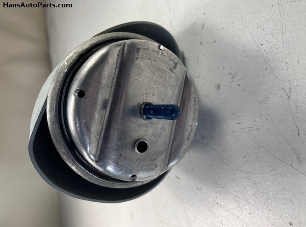 8D0199382L Motor Mount