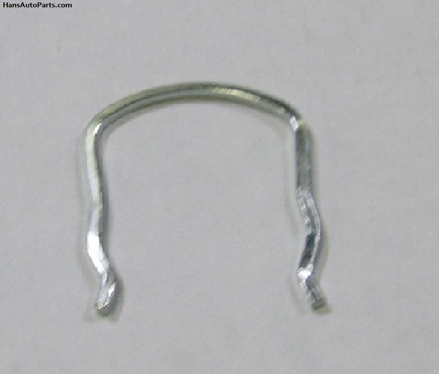037121142A Hose Retaining Spring 